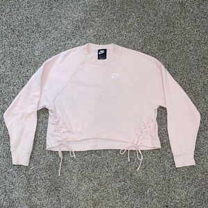 Nike Cropped Crew Neck Pullover